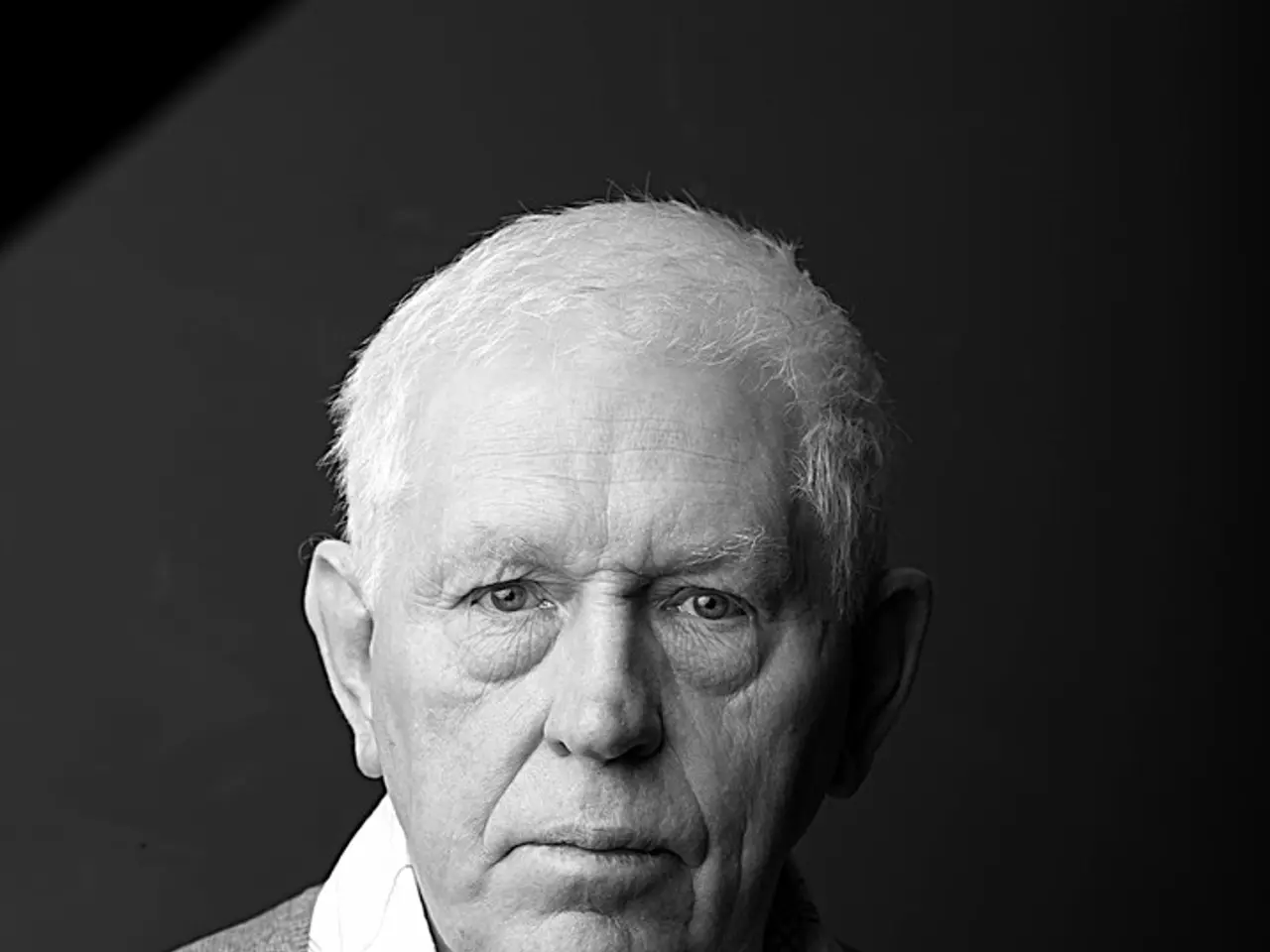 Identifying Appropriate Clothing Based on Body Shapes