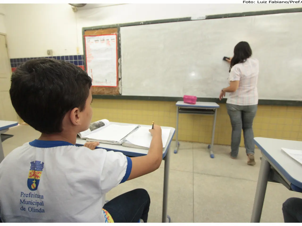 Transformed Space: Dilapidated Classroom Miraculously Transforms into an Impressive Culinary Hub!