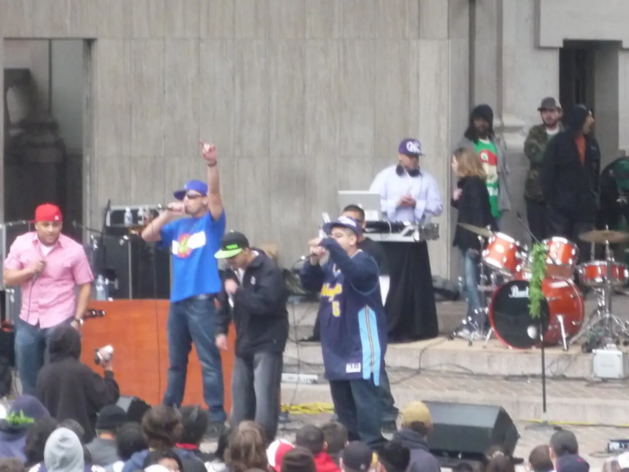 A Corteiz store specializes in selling various types of T-shirts.