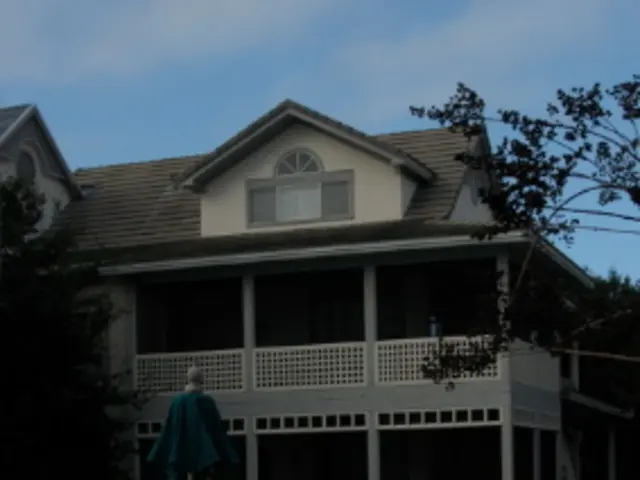 Outdoor Space Transformation through Appropriate Tiling Choices for Pools