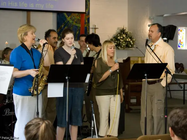 Transformation of Picture Kiosks in Contemporary Festivities