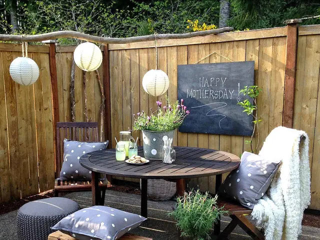 Transformations for a Tranquil and Inviting Balcony with 14 Ideas