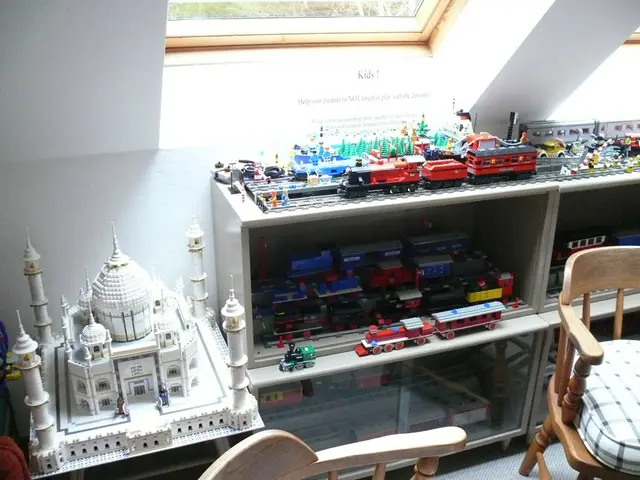 Media event unveiled at Marmorpalais in Potsdam, featuring multiple artistic displays