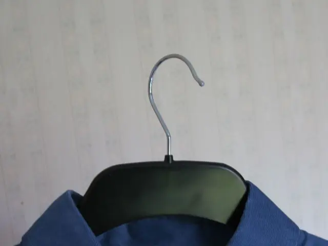 17 Items from Gap and Old Navy that evoke a chic Saint-Tropez nautical style