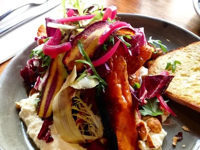 Reasons Justifying the Employment of Disposable Plates at Weddings