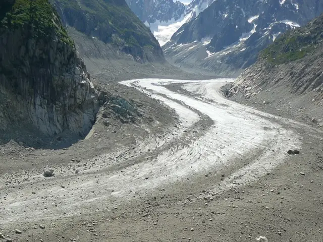 Securing Your Balance: A Guide to Safely Managing Ladders Indoors to Avoid Accidents