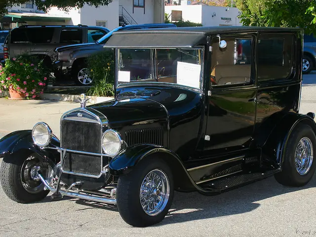 Top 23 antique suppliers nationwide, favored by Britain's elite interior designers, architects, and...