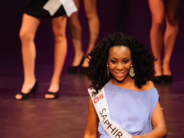 Natalie Portman's revival of vintage flared pants brings back the bohemian style to modern fashion...