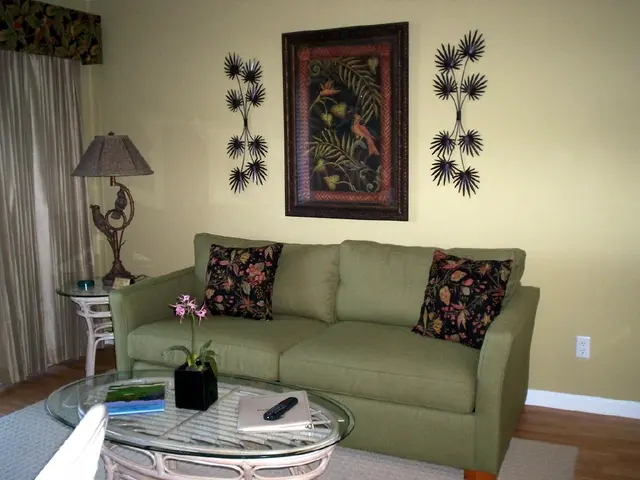 Drew Barrymore's $25 accent pillow design sheds light on the appeal of burnt orange, revealing its...