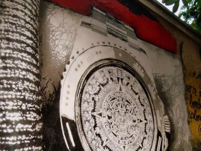 Cleaning a silvered dial and brass accents on a Junghans bracket clock