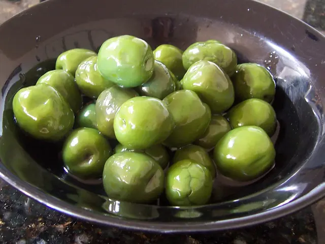 Experience of Flavorful Olive Oil: It delves into the tangy, richly aromatic sensation when...