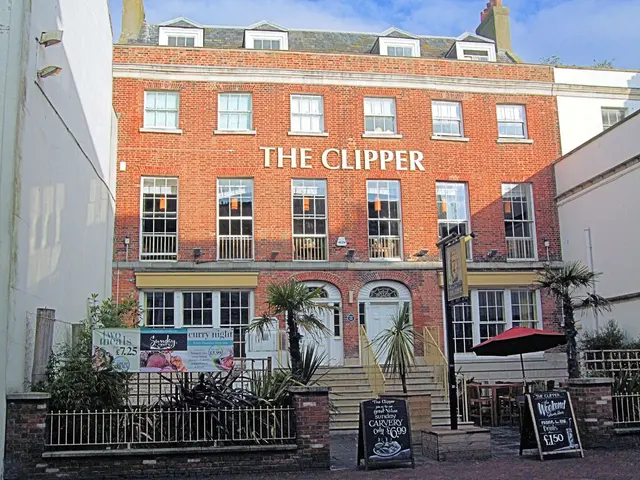 A Hyderabad bar and kitchen blends bold tropical brutalism architecture with verdant social yards...