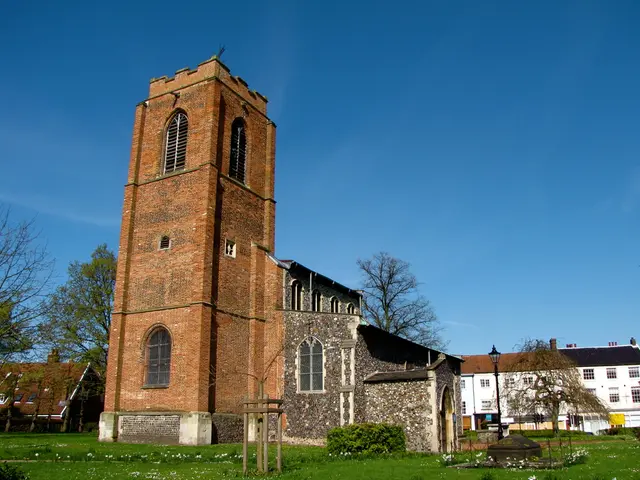Construction of Adhesive-less Structures, Spanning from the Basement to the Roof