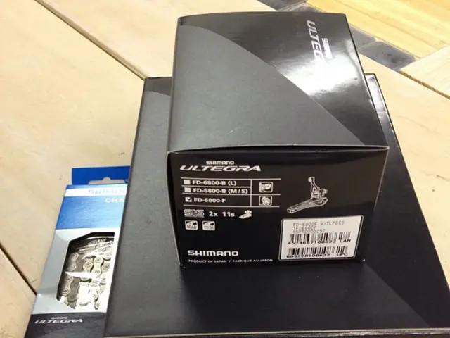 In this picture I can see few boxes are placed on the wooden thing.