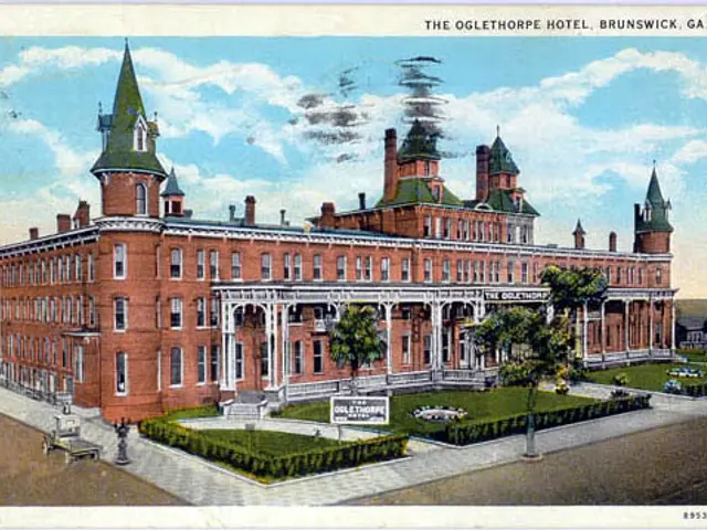 The image shows an old postcard of the Oglethorpe Hotel in Brunswick, Georgia. It features a large...