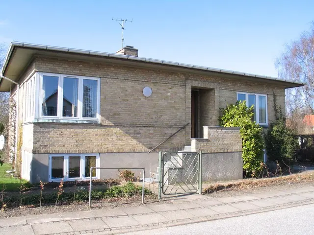 The image shows a two bedroom detached bungalow for sale in St Johns Road, St Johns Wood, Swindon....